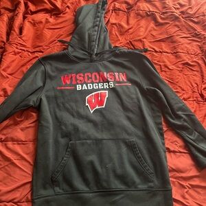 Colosseum Wisconsin Badgers Black Hoodie